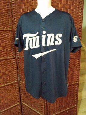 Majestic Minnesota Twins Baseball Jersey Adult Large Stitched